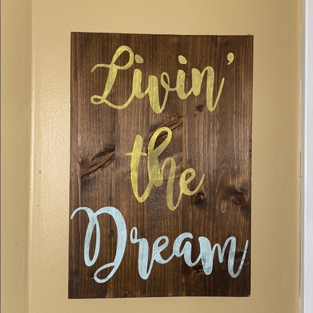 Wood Livin The Dream wall decor